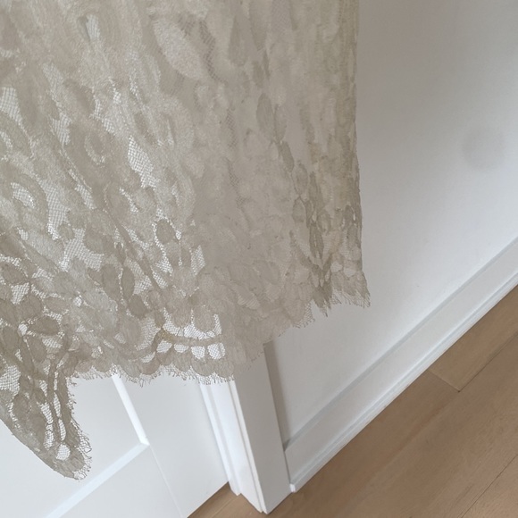 Lover Sz 2 Lace Dress - Picture 5 of 5